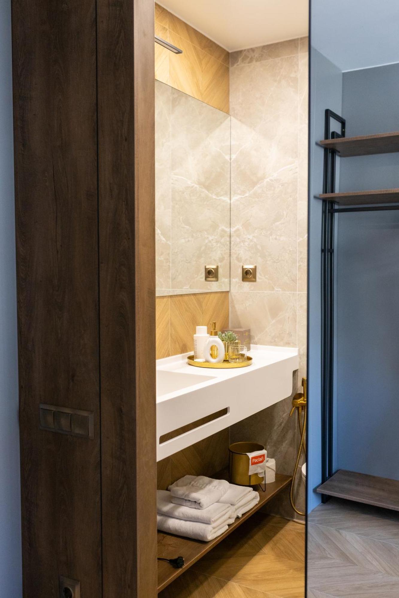 Four Sisters Luxury Rooms In Siauliai Exteriér fotografie