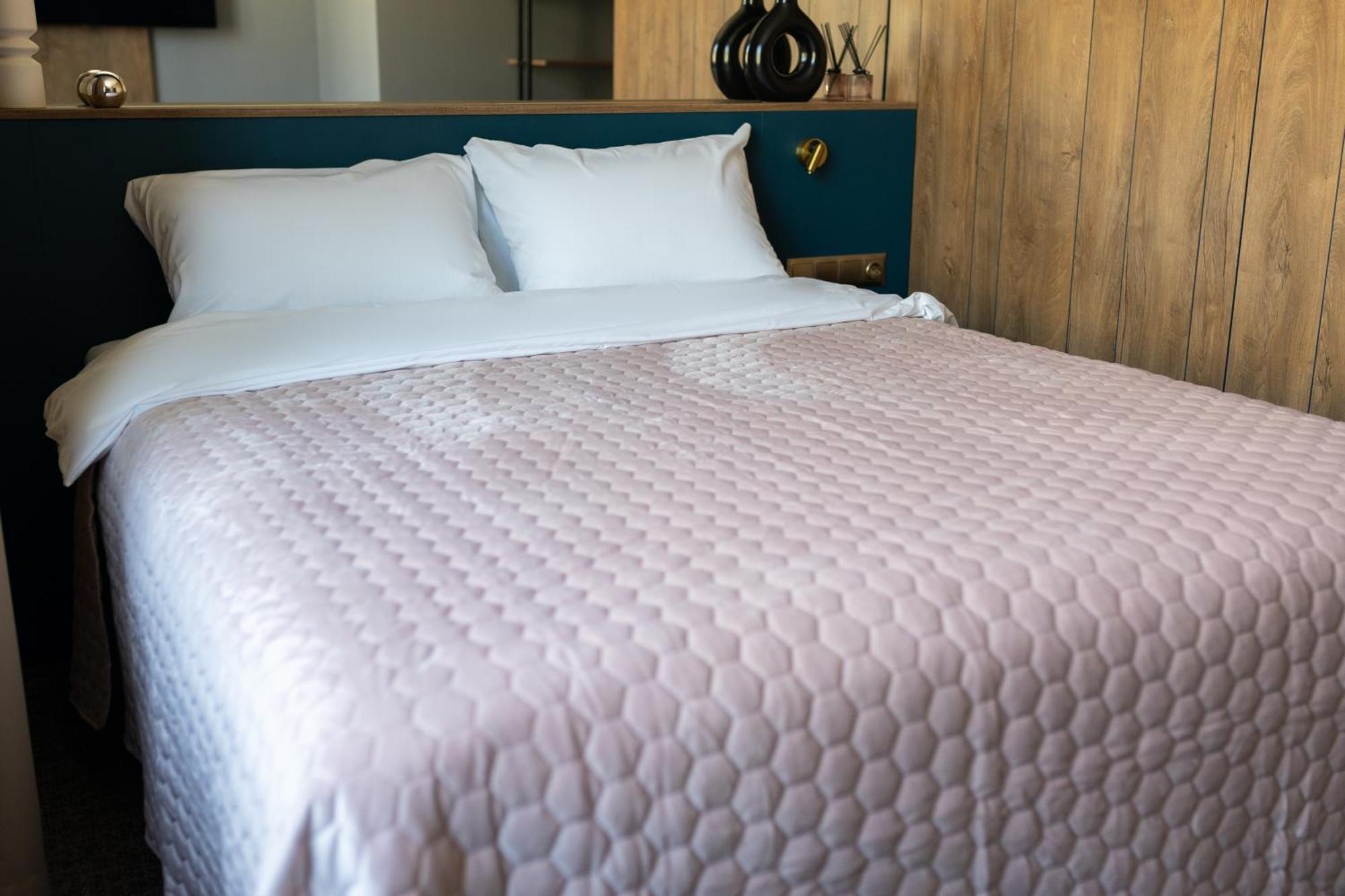 Four Sisters Luxury Rooms In Siauliai Exteriér fotografie